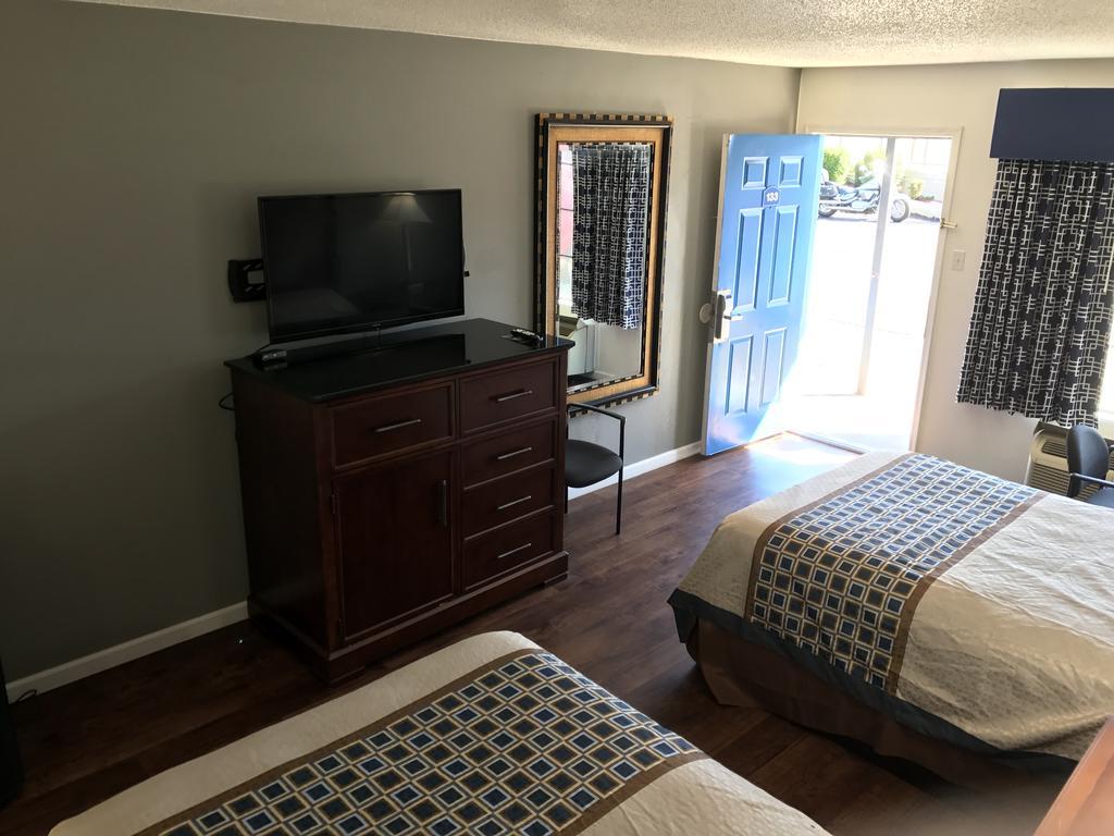 Americas Best Value Inn & Suites Расселлвилл Экстерьер фото